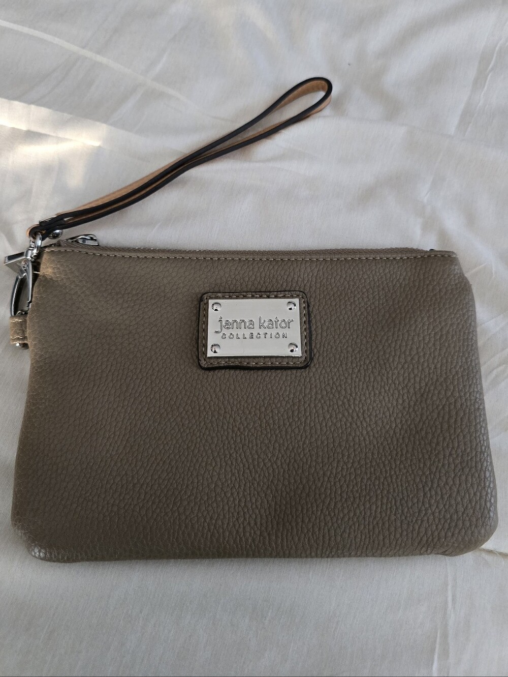 Jenna Kator Saugatuck Wristlet Vegan Bark Brown - Gifts For Women Excellent Cond
